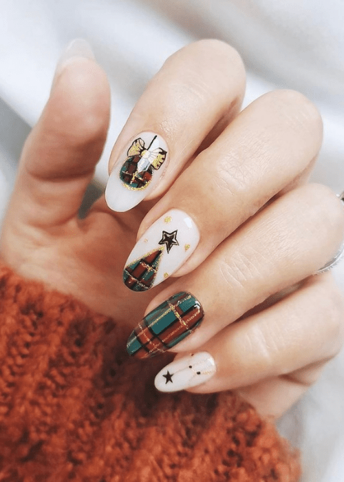 Plaid Christmas nail design with a ornament and a Christmas tree