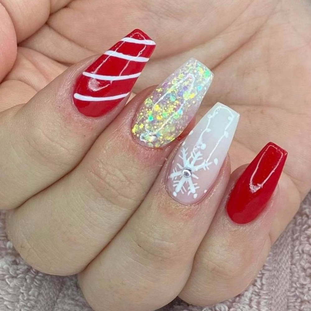 18 easy Christmas nail art designs to get you in the festive mood