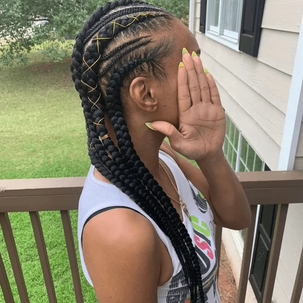 Large Braids Mixed With Small Braids